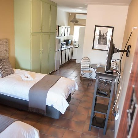 Melrose Place Guestrooms Potchefstroom Eksteriør bilde