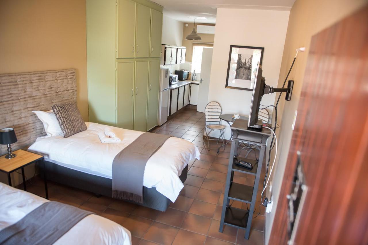 Melrose Place Guestrooms Potchefstroom Eksteriør bilde