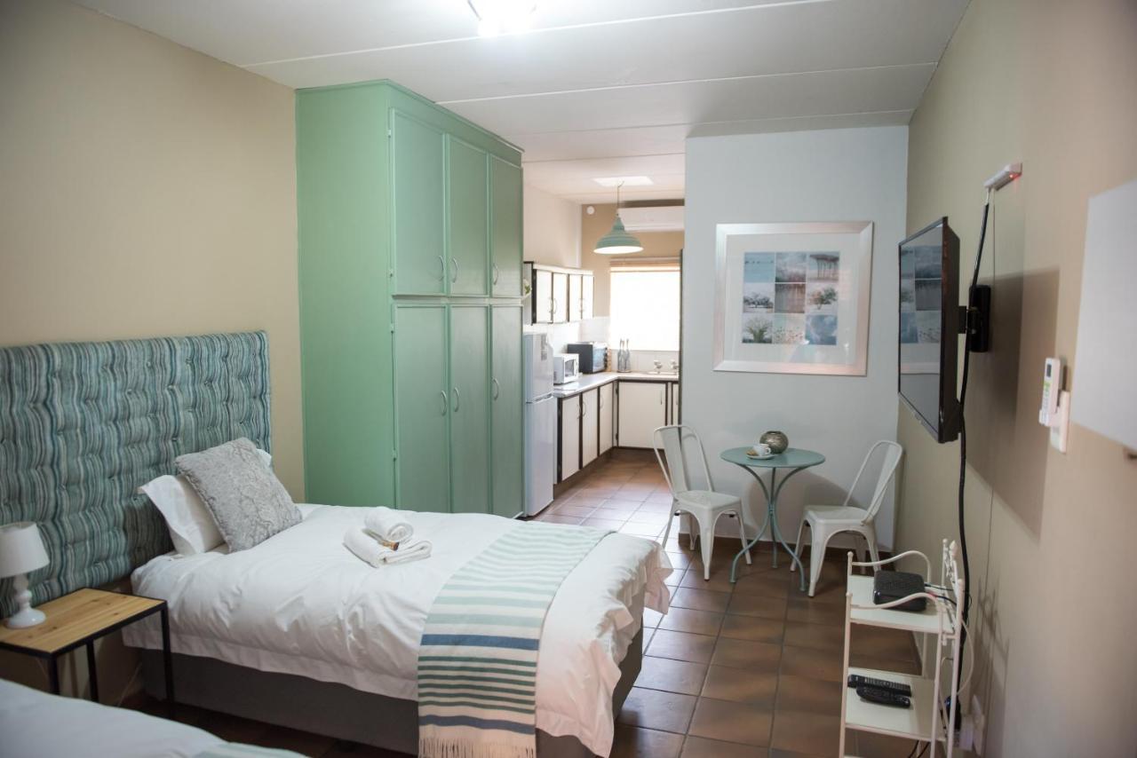 Melrose Place Guestrooms Potchefstroom Eksteriør bilde